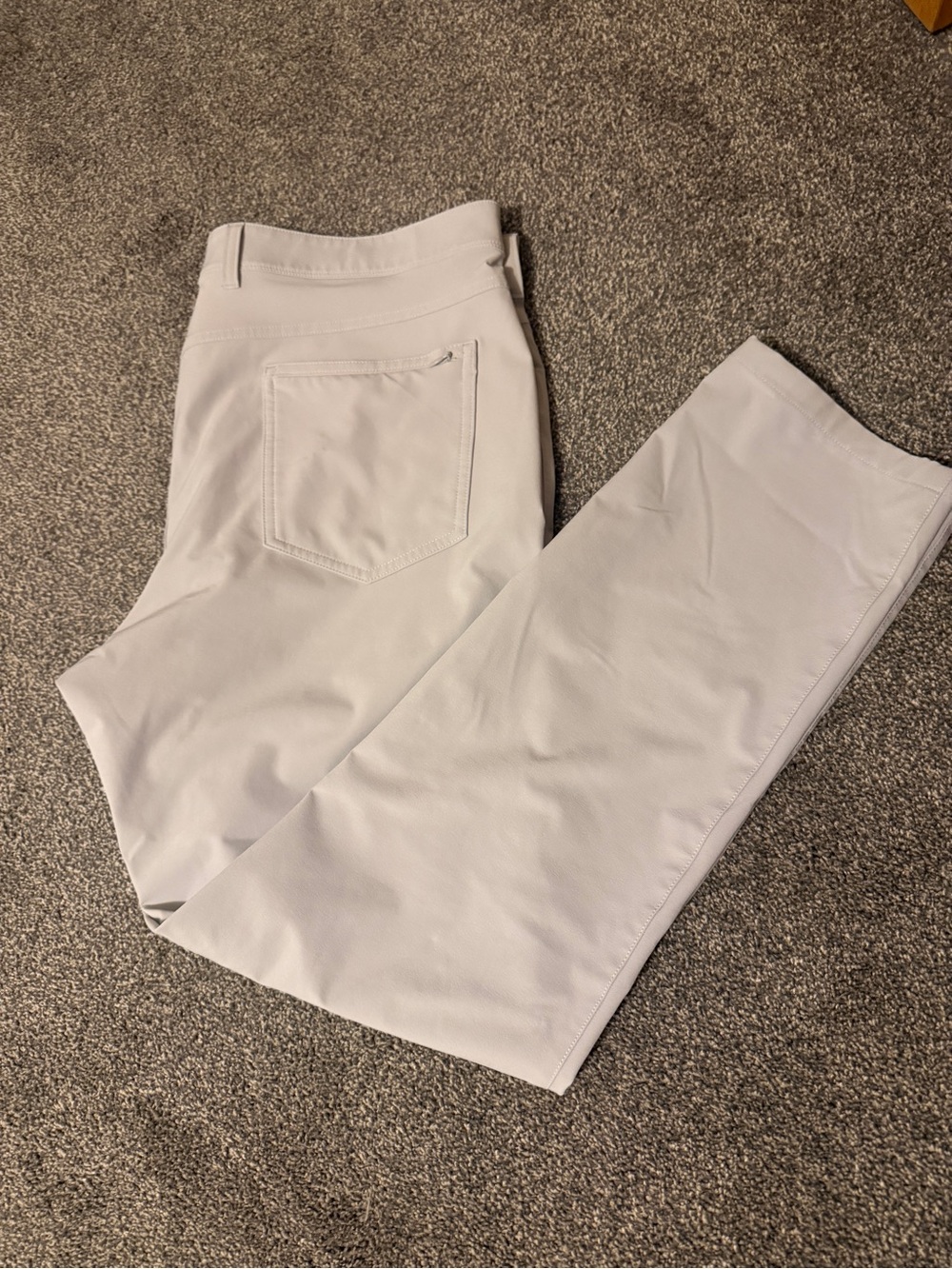 Mizzen+Main Light Gray Stretch Chinos